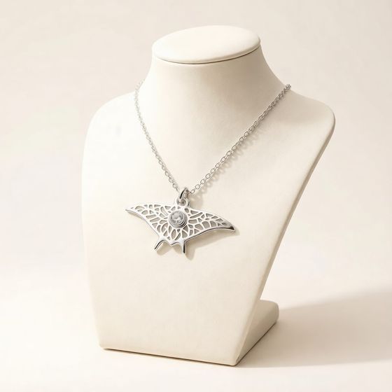 Oceanic Manta Ray in 925 sterling silver