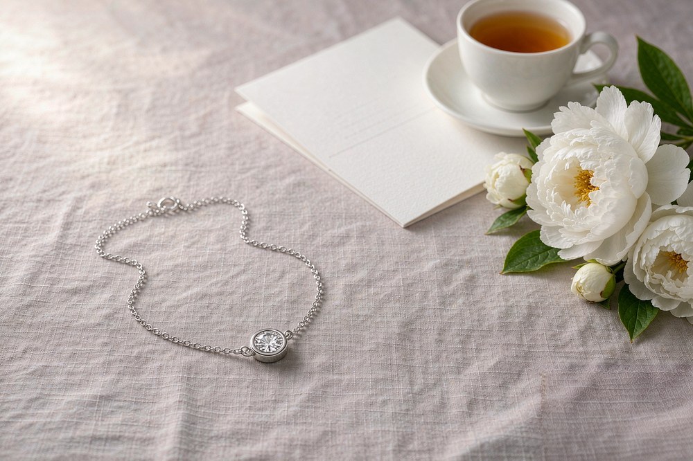 Mother's day moissanite silver jewelry gift lifestyle