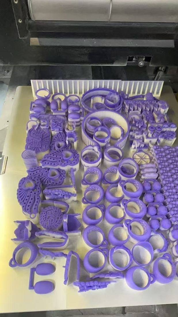 Wax tree of silver jewelry ready for casting at Hengdian Silver