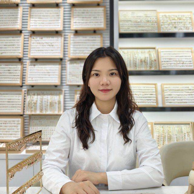 Gloria Mo — Hengdian Silver sales team