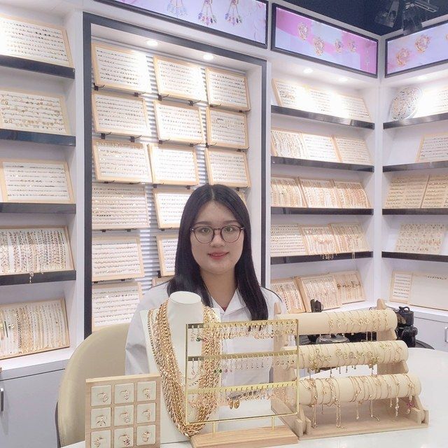 Jessie Tang — Hengdian Silver sales team